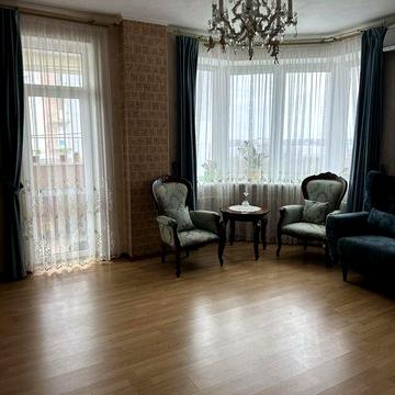 Продаж 2к квартири Ліски/Леваневців на 7 поверсі з 10