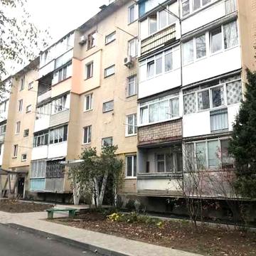 Продам 3/5 частину квартири