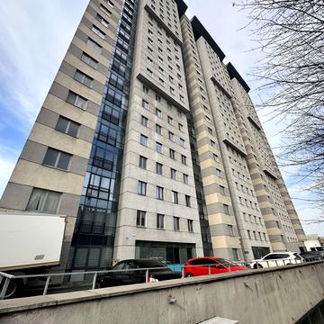 Олександра Поля просп. (Кірова), 16