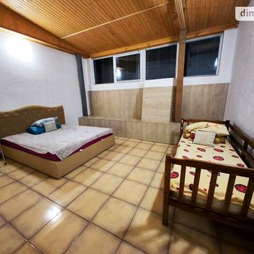 Довгострокова оренда 4к Квартира Соборна площа