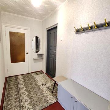 Довгострокова оренда 2к Квартира Левка Лук’яненка (Ватутіна) вулиця