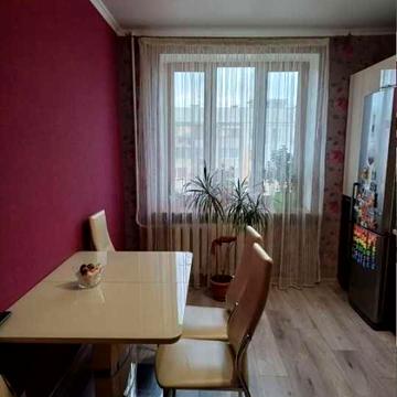 Продажа Двух-комнатной квартиры в доме СК МикроМегас, Заболотного!