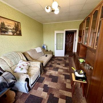 Продам 1-х квартиру Кривбасівська 54, 9 поверх, Кривбассовская.