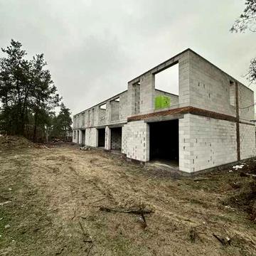 Таунхаус з соснами - 3 поверхи 108.80 кв.м в сел. Гостомель