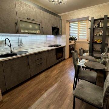 Продам трёхкомнатную квартиру на Салтовке