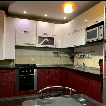 Срочно!!! Двухкомнатная квартира со светом всегда в Святопетровском