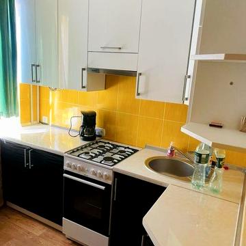 Оренда одно кімнатної із ремонтом та меблями у м.Новий Розділ