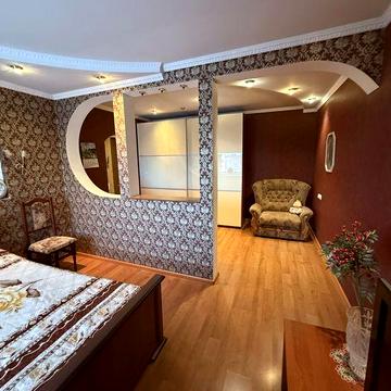 Поділ, продаж затишноії 1-но кім., квартири в новому цегляному буд