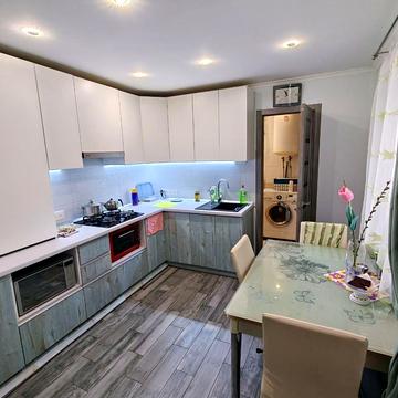 Дачна вул., 8