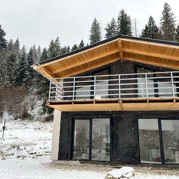 Дохідний котедж в Карпатах