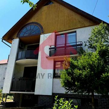 Продаж будинку в Компотному районі!