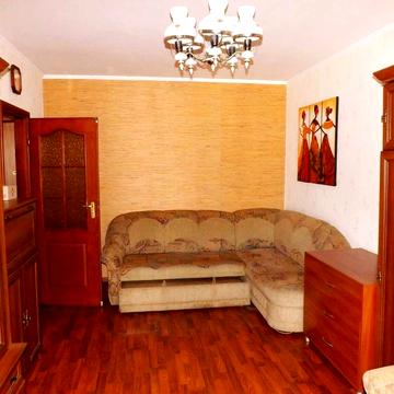 Вишневое аренда 1 - ой  квартиры по улице Машиностроителей ГАЗ