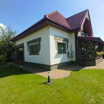 Тернопільська вул.