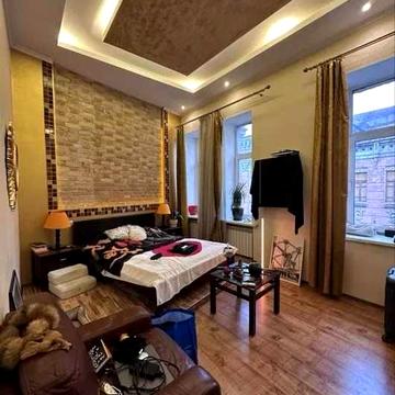 Продаж 1-к Квартири вул.Рейтарська 25 Історичний Центр Золоті Ворота