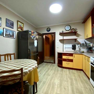 Мілютенка 17 В Чернігівська Здам Міні - двушку