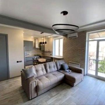 Сдается 2-х комн. кв. в центре