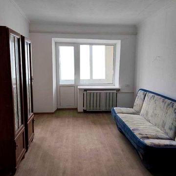 Соломянський, Шепелєва,6 двокімнатна квартира з ремонтом та меблями.