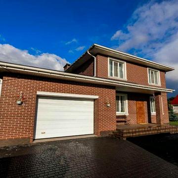 Продаж будинку в с.Хотів 250 кв.м. 10 соток.Чабани.