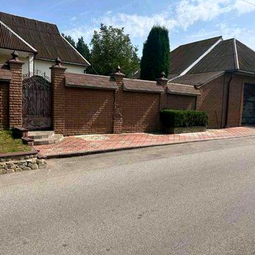 Продаж будинку в мальовничому місці поблизу Фастова