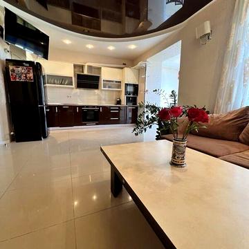 Продаж 3к Квартира Добровольців (Маршала Говорова) вулиця