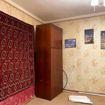 Продам в самому Центрі Одеси квартиру з газом і паркомісцем у дворі
