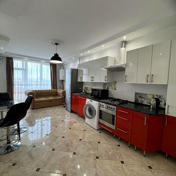 Бережанська вул., 56