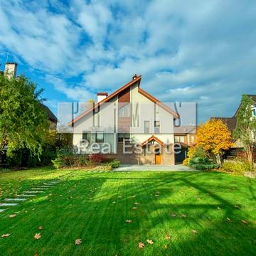 Лютнева вул., 58