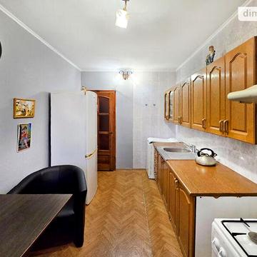 Продаж 3к Квартира Тютюнника Василя (Малишева) вулиця