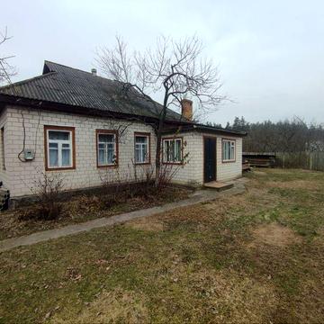 Продаж будинку в селі