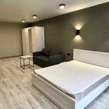 Оренда 1 к квартири на Виставці, перша здача