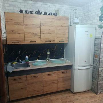 Здається 2 х кімнатна квартира