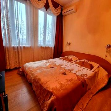 Оренда 2 кім 64 кв.м  Центр метро Університет вул Саксаганського 121