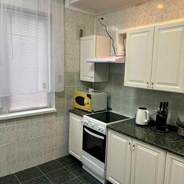 Сдам 3-хкомнатную квартиру ул Бальзака 88-а Троещина Деснянский р-н