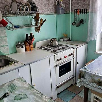 Сдається 3-кімнатна квартира район Космос