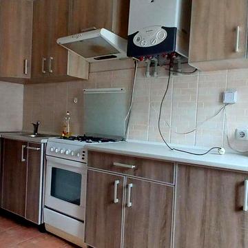 3-кімнатна квартира з індивідуальним опаленням. Центр