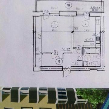 Продам чудову квартиру правільної форми.З великою лоджію.