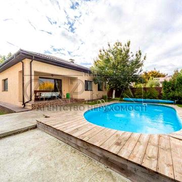 Продаж будиноку з басейном та чаном у м.Бориспіль 93м2, три спальні.