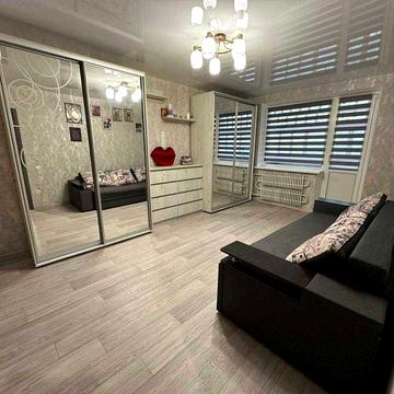 Продам 1-кімнатну квартиру. Лівий берег, 11 мкр. Камянське