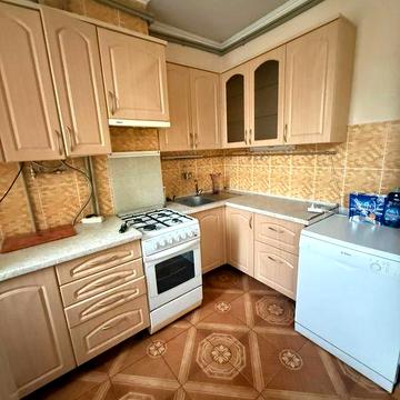 Здам 3 кімнатну квартиру в центрі з автономним опаленням