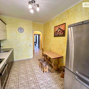 Довгострокова оренда 1к Квартира Торговиця (Живова Анатолія) вулиця