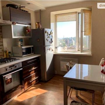 Продаж 3к Квартира Вокзальна (Степового Фронту) вулиця