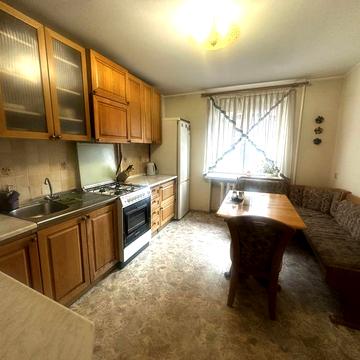 3 комнаиная квартира Кирова