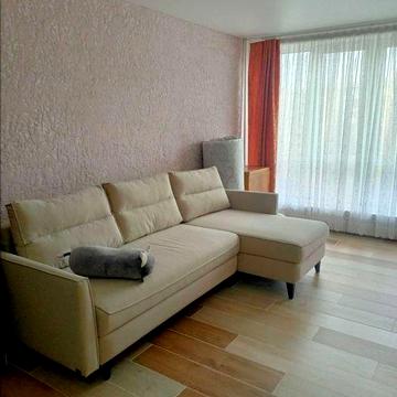 Сдам 1 комнатную,евроремонт,метро Черниговская пешком,Малышка 37