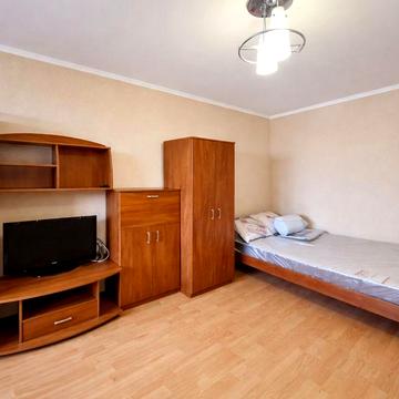 ОРЕНДА 1-кім. квартири, Богоявленська, Вільна !!!