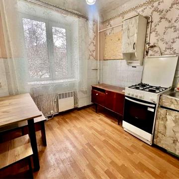 Продаж 2к. квартири на Тельнова, Дендропарк