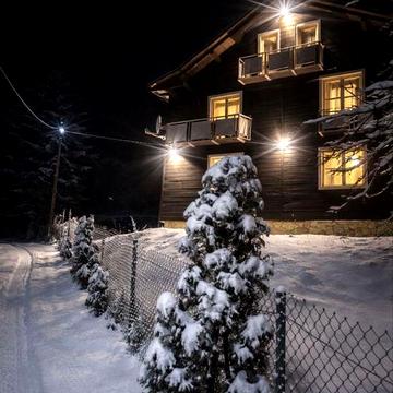 Оренда панорамного будиночку