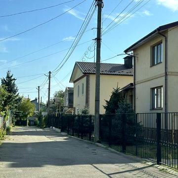 Продаж будинку Великий Луг біля Ренесансу світло 24/7