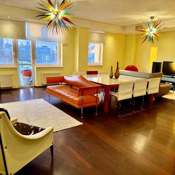 Без комісії, б-р Шевченко, 11 3-кім. квартира, центр, Хрещатик