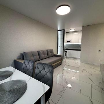 Квартира  в ЖК А+Я з новим ремонтом меблями та технікою ЖК А+Я