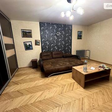 Довгострокова оренда 1к Квартира Рівненська вулиця